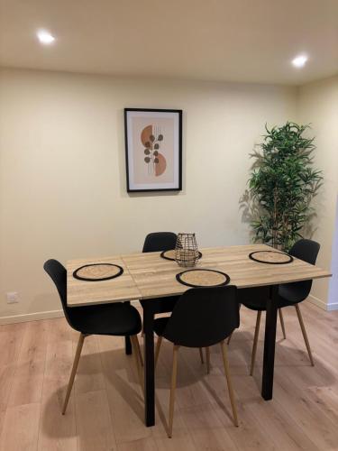 Spa privé et cinéma à Lesquin (Spa prive et cinema a Lesquin) in เลแควง