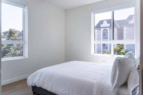 Luxury 2 Bedroom 2 Bathroom Residence With Fitness and Outdoor Pool, Los Angeles (photo 9)
