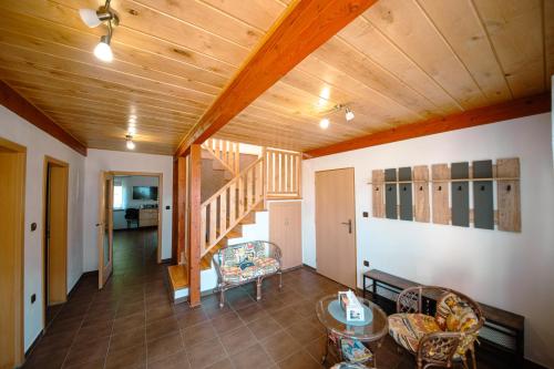 Chalupa v Hatich in Cikhaj