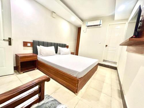 Sea View Suites - image 6