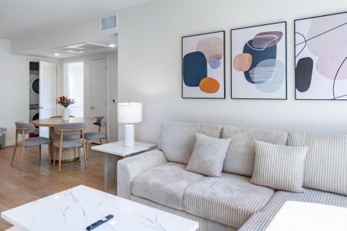 Luxury 2 Bedroom 2 Bathroom Residence With Fitness and Outdoor Pool, Los Angeles (photo 8)