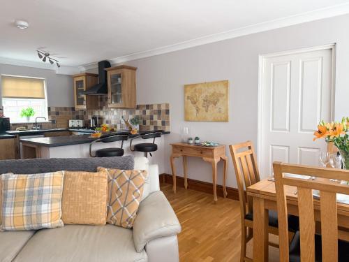The Wing at Fox Hollow in Godshill and Wroxall