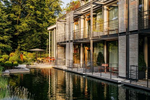 . Relais & Châteaux Hotel Diepeschrather Mühle
