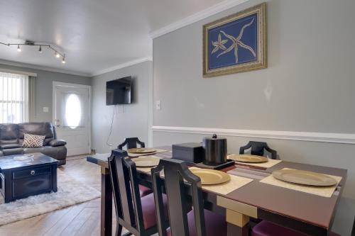 Charming Landover Home with Yard about 10 Mi to DC! in Landover, USA