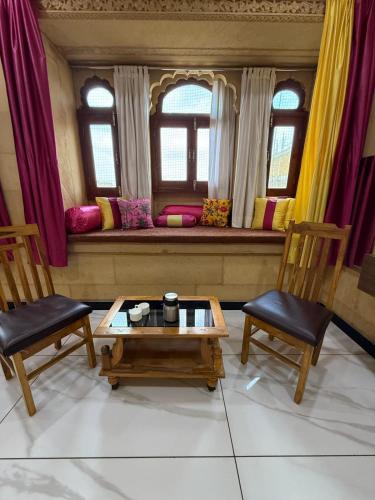 บริการและสิ่งอำนวยความสะดวก, Hotel Zaza Jaisalmer in สุทาร พารา