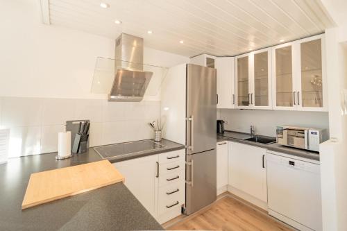 Theresa - Penthouse Terrasse Klima Parkplatz in Fellbach