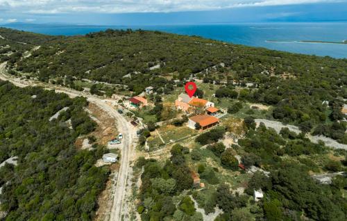 2 Bedroom Lovely Apartment In Veli Losinj