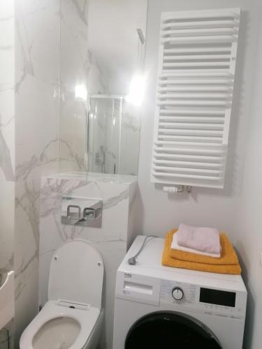 Zachod Slonca in Lostowice