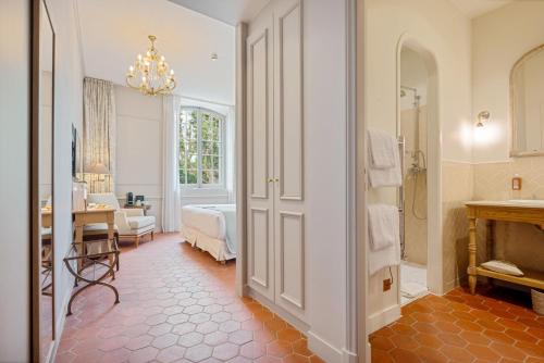 Book the Deluxe Room Deluxe Room