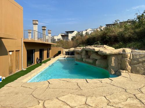 Beachfront Hotel, La Mercy in La- Mercy