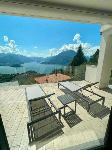 THE VIEW!!! by Design Studio, Perledo (foto 8)