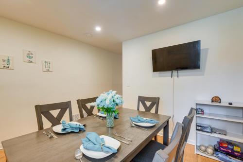 Baltimore Townhome Near Oriole Park with AandC! in Baltimore, USA