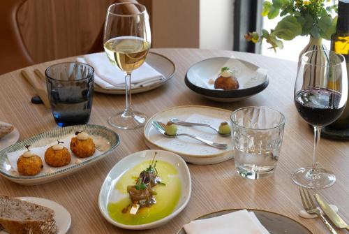 Catalonia Excelsior - main image