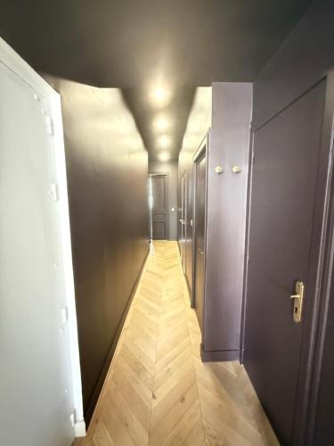 Duplex avec grande terrasse vieux port parking gratuit, Marseille (fotografie 10)