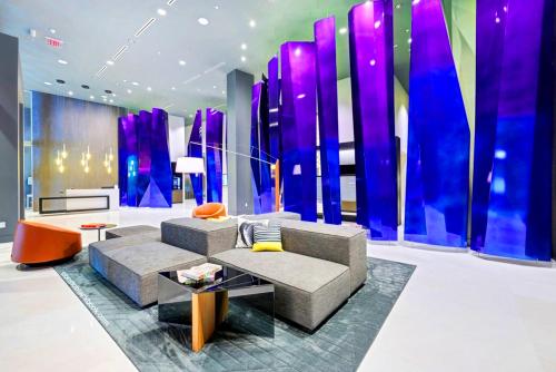 Elegant Condo 2BR w Beautiful City Views in Miami, USA
