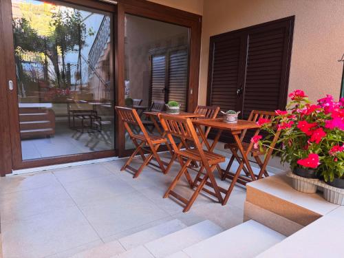 Amarcord in เลาเรียนา ดิ บอเรลโล