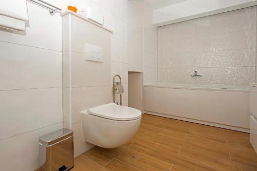 Blue Bay Residence - image 14