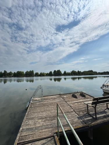 Apkārtne, Szilvia apartman in Domsod
