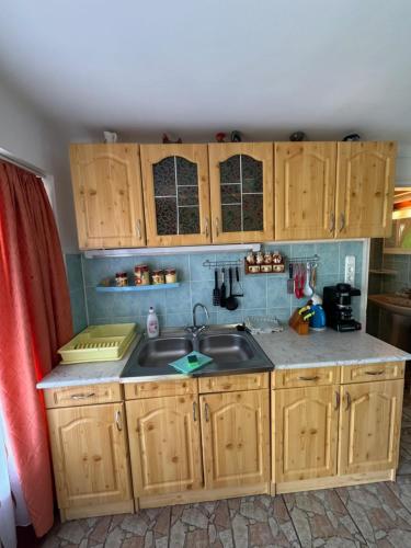 virtuve, Szilvia apartman in Domsod