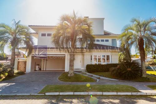 1314 casa com 5 quartos próximo Av Búzios, Florianópolis