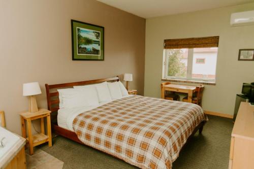 Adventure Inn - main image