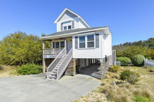 4040 - Paws at the Beach in Kitty Hawk (NC)