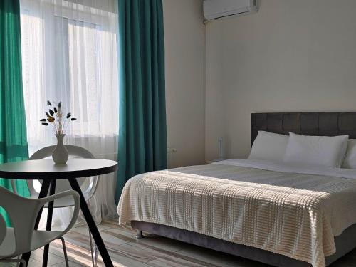 1 queen bed