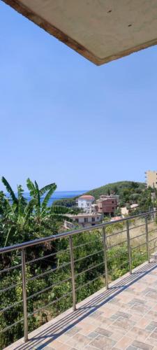Chris & Drita, Himare (photo 7)