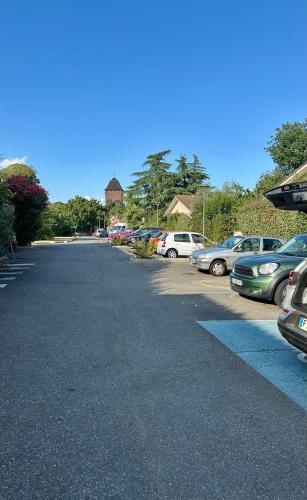 Moderne et paisible maisonette avec jardin in Fenouillet