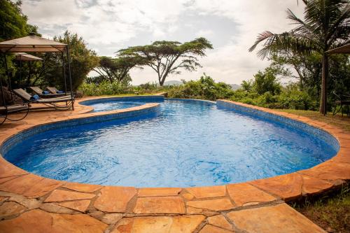 สระว่ายน้ำ, Rhotia Valley Tented camp in คาราตู