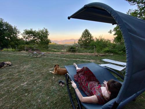 Ina Maka - Appartamento con giardino immerso nel verde in Gubbio