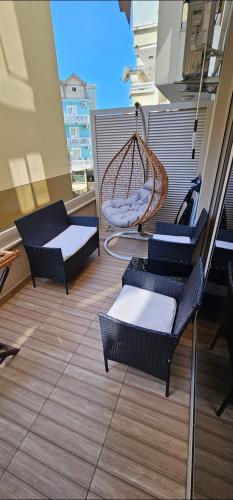 One-Bedroom Apartment image 3