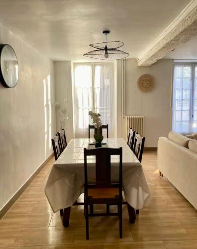 Maison spacieuse et paisible à La Trimouille (Maison spacieuse et paisible a La Trimouille) in ลาทริมุย