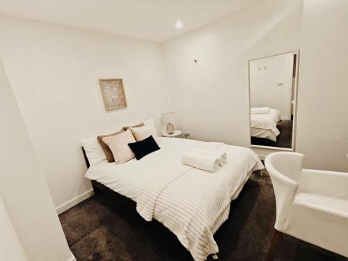 2 bedroom flat in Putney by the River, Londres