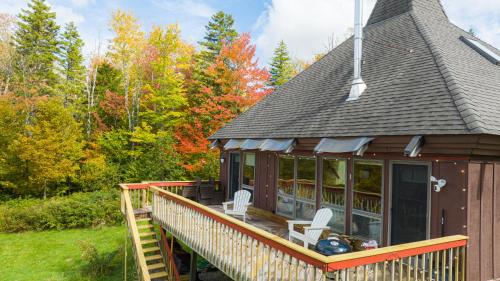MtSnow , HotTub, Pool, Air Hockey,Ping Pong, Darts in Vilmingtona (VT)