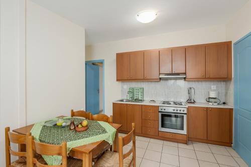 Sunrise Hotel & Apartments - image 14