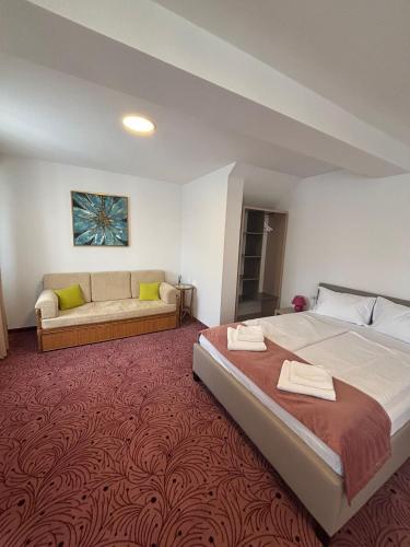 Simar Bed & Coffee Guesthouse 5