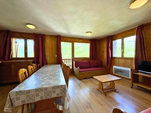 Residence Courmayeur - Appartement 10 personnes ski aux pieds aux Menuires MAE-3774 in Reberty