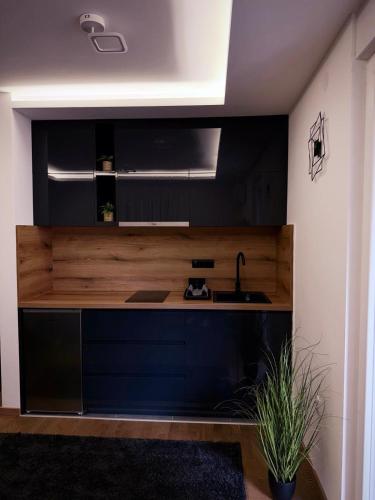 keuken, CHlLL HILL in Vrnjacka Banja