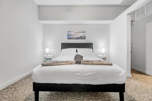 Spacious DT Condo l Free Parking l Fast Wi-Fi, Cleveland (photo 7)