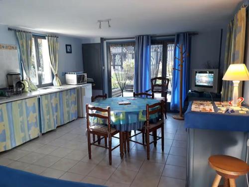 Gîte La Bakata à Danestal près de Deauville (Gite La Bakata a Danestal pres de Deauville) in Branville