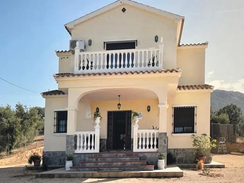 Villa en lo alto del monte