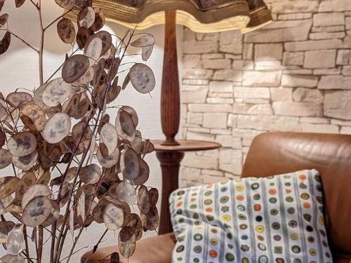 Gîte atypique à Courtesoult-et-Gatey pour un séjour confortable - FR-1-583-491 (Gite atypique a Courtesoult-et-Gatey pour un sejour confortable - FR-1-583-491) in ดองปิแยร์ ซูร์ ซาลง