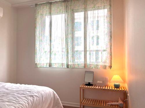 Sunyhouse Female Only Foreign Only, Seúl