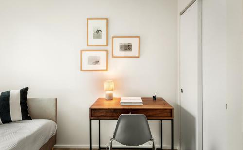 New! Modern Mar Vista Hideaway - image 2