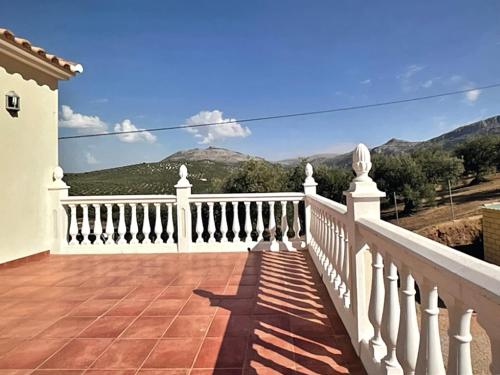 Erkély/terasz, Villa en lo alto del monte in Villanueva del Trabuco