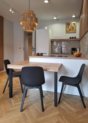 Boho Apartment - 100m from Market Square, Breslau (Foto 9)