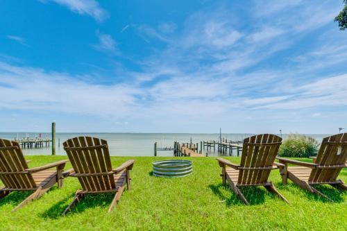 . Swim, Fish & Explore! Family Hague Haven w/ Dock