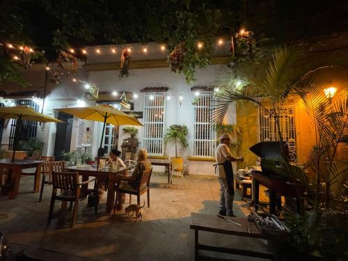 Restaurant, Hotel Casa de Las Palmas in Getsemani