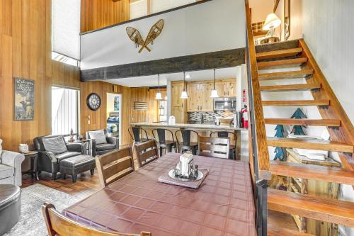 5 Mi to Northstar Resort! Multi-Level Family Condo